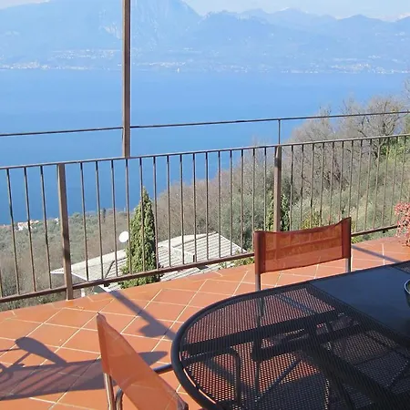 180° Apartment Albisano